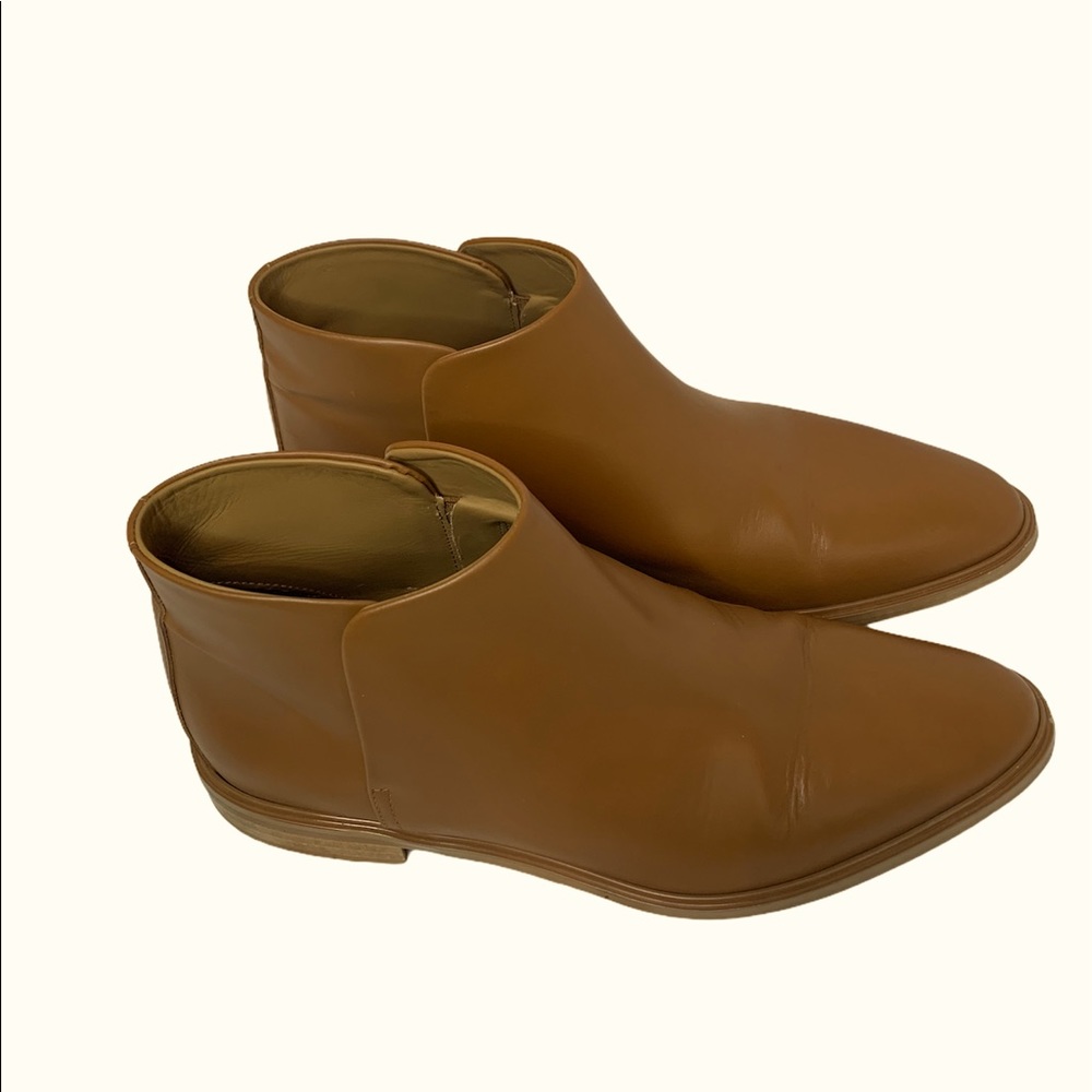 Everlane Cognac The Modern Ankle Chelsea Boots